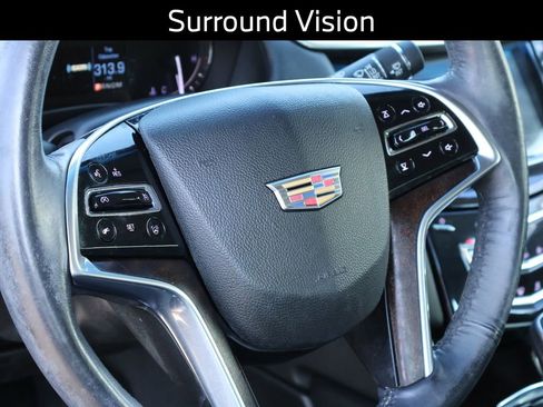Used 2019 Cadillac XTS Luxury image 21