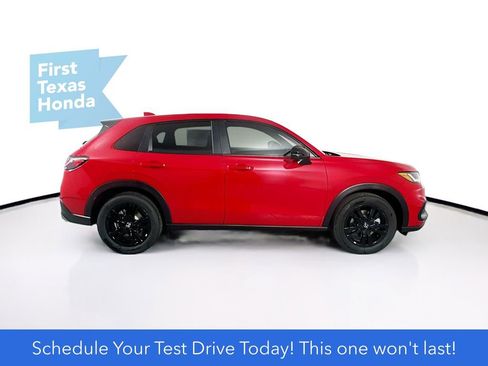 New 2026 Honda HR-V Sport image 9