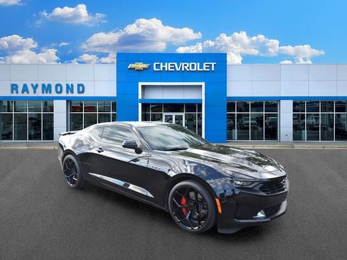 Certified 2023 Chevrolet Camaro LT w/ RS Package RWD image 10