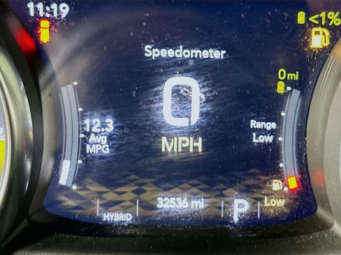 Used 2023 Jeep Wrangler Unlimited Sahara AWD/4WD image 18