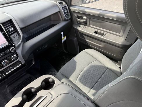 New 2026 RAM 5500 Tradesman image 25