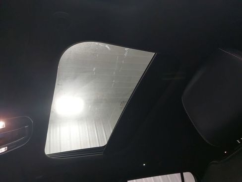 Used 2023 Jeep Grand Cherokee L Laredo image 32