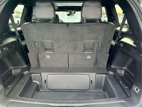 Used 2024 Jeep Grand Cherokee L Limited w/ Luxury Tech Group II image 4