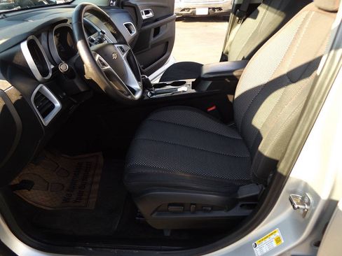 Used 2017 Chevrolet Equinox LT w/ Convenience Package FWD image 11
