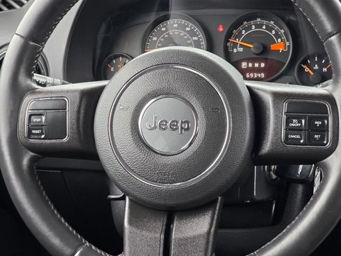 Used 2016 Jeep Patriot Sport image 15
