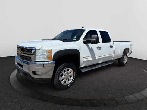 Used 2014 Chevrolet Silverado 3500 LT w/ Interior Plus Package AWD/4WD image 3