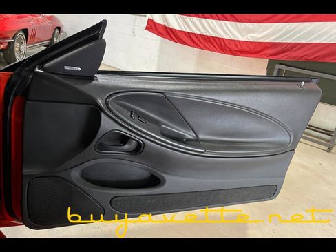 Used 2004 Ford Mustang GT image 23