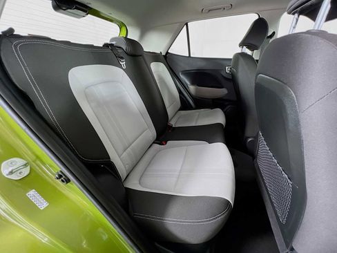 Certified 2023 Hyundai Venue SEL w/ Cargo Package image 26