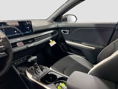 New 2025 Kia K4 GT-Line w/ GT-Line Premium Package image 25