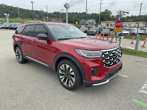 Used 2026 Ford Explorer Platinum w/ LUX Leather Package AWD/4WD image 4