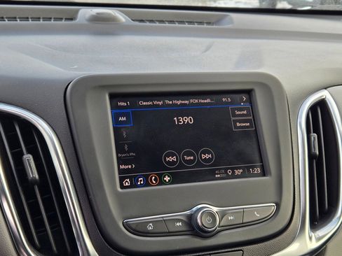 Certified 2022 Chevrolet Equinox LT image 24