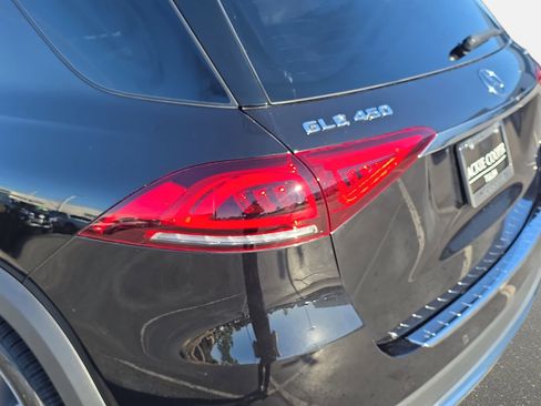 Certified 2022 Mercedes-Benz GLE 450 4MATIC image 33