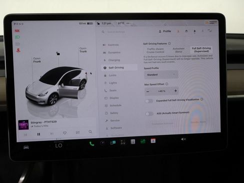 Used 2023 Tesla Model Y Long Range AWD/4WD image 49
