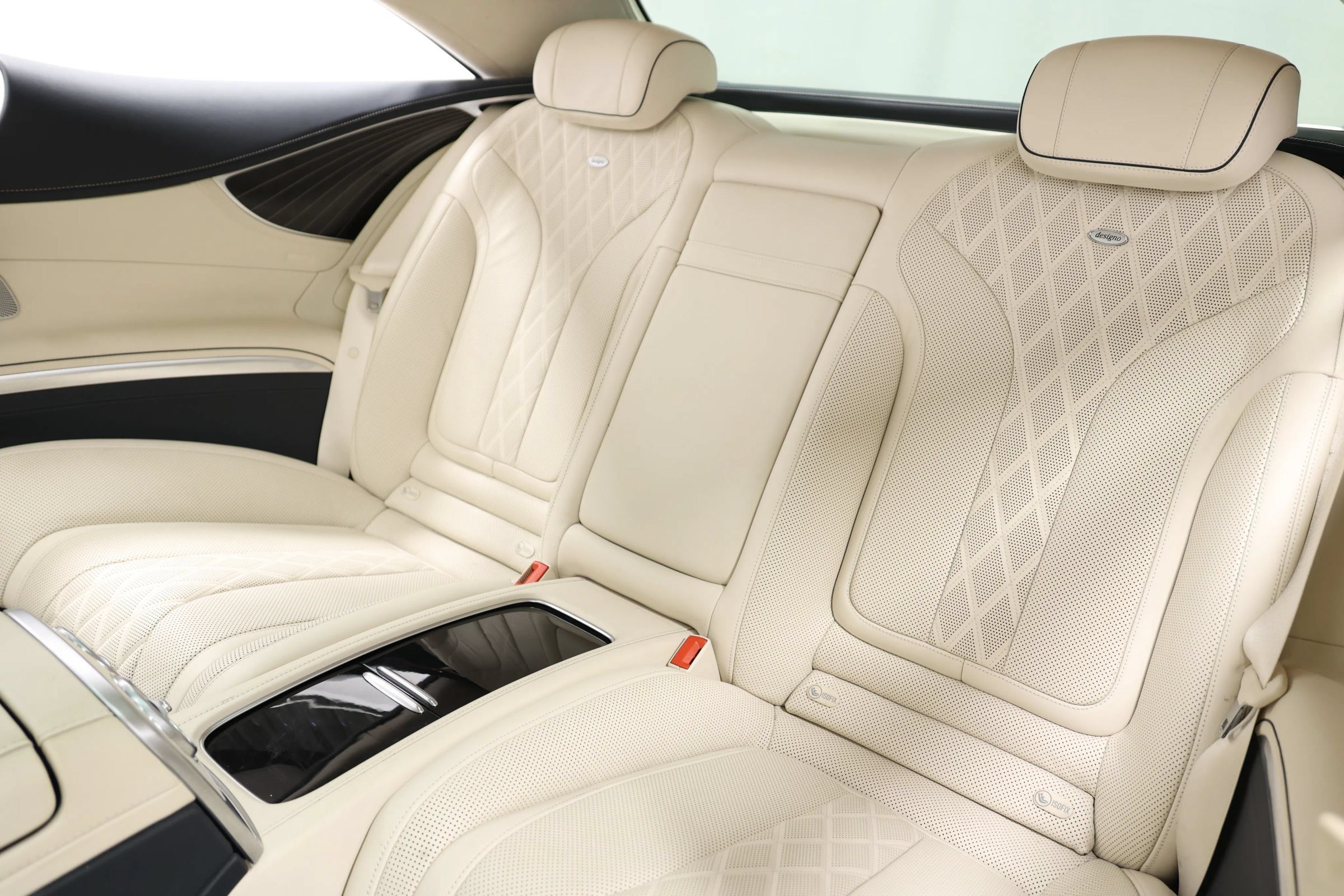 Used 2019 Mercedes-Benz S 560 4MATIC Coupe image 3