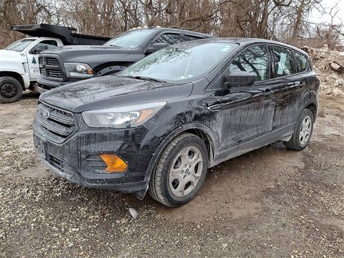 Used 2018 Ford Escape S image 3