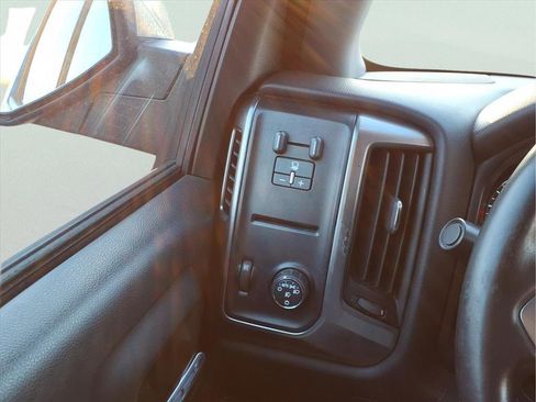 Used 2015 Chevrolet Silverado 1500 LT image 9