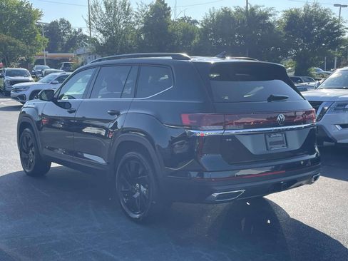 Certified 2026 Volkswagen Atlas SE w/ Panoramic Sunroof Package FWD image 5