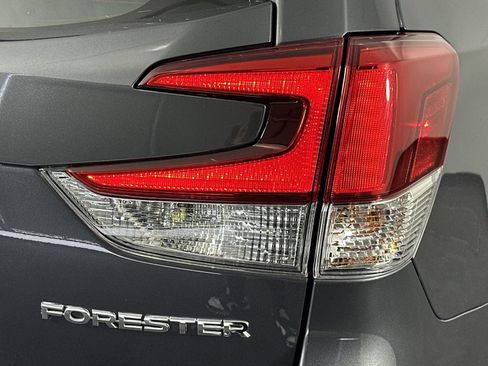 Used 2022 Subaru Forester AWD/4WD image 25