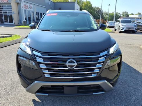 Certified 2025 Nissan Rogue SL FWD image 20