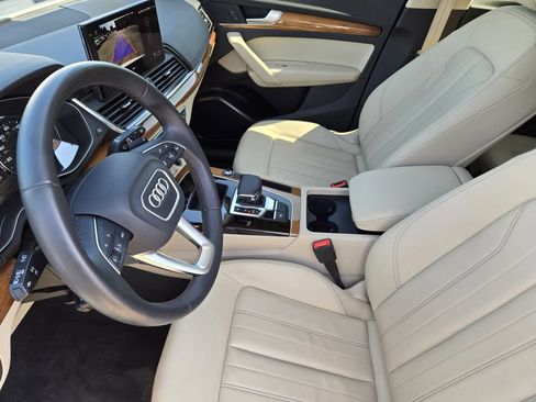 Certified 2023 Audi Q5 2.0T Premium w/ Convenience Package AWD/4WD image 17