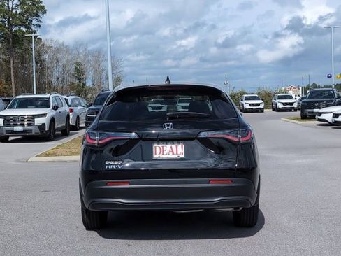 New 2026 Honda HR-V LX image 4