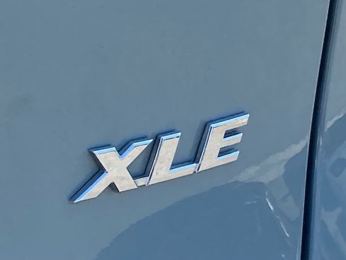 Certified 2023 Toyota RAV4 XLE FWD image 5
