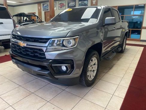 Used 2021 Chevrolet Colorado LT w/ Safety Package RWD image 1