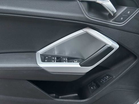 Used 2023 Audi Q3 2.0T Premium image 9