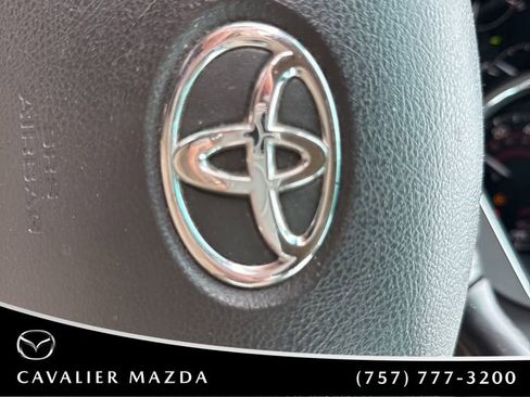 Used 2009 Toyota Highlander 2WD image 18
