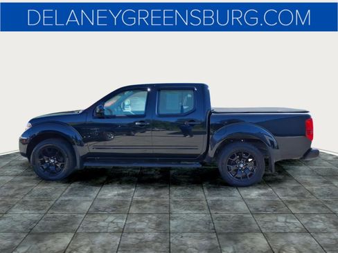 Used 2021 Nissan Frontier SV w/ Midnight Edition Floor Mats AWD/4WD image 6