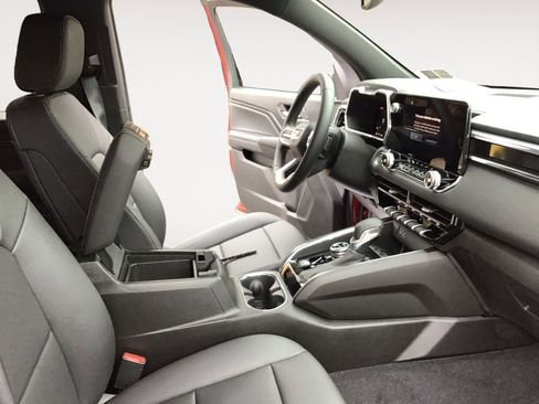 New 2025 GMC Canyon Elevation w/ Convenience Package image 27