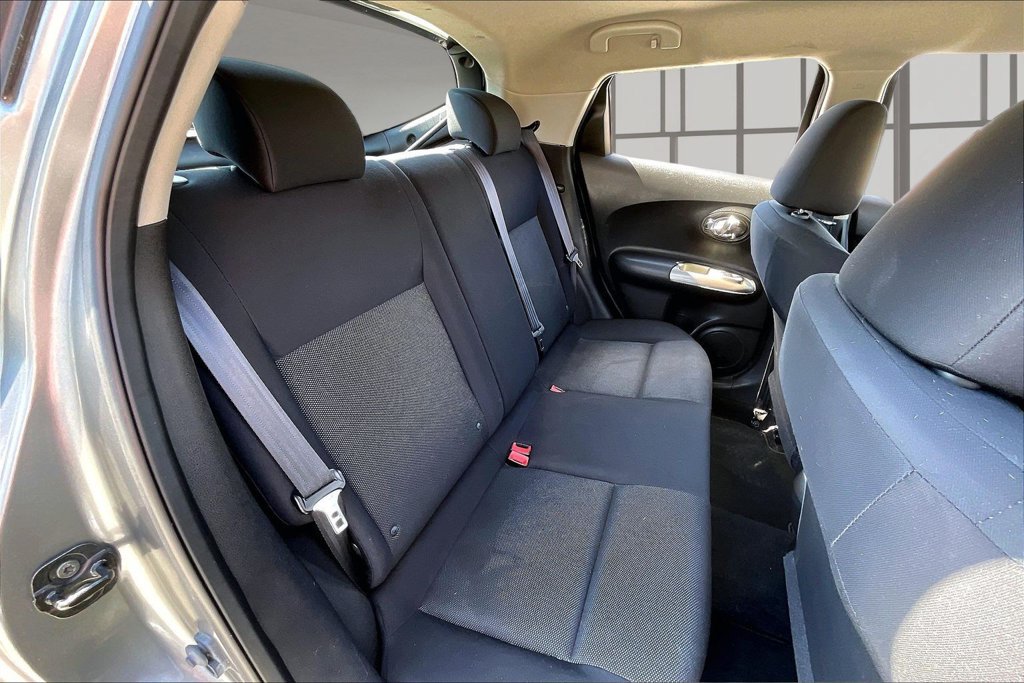 Used 2013 Nissan Juke S FWD image 22