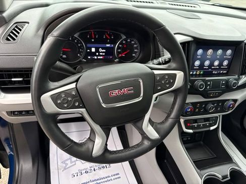 Used 2023 GMC Terrain SLT w/ Infotainment Package II AWD/4WD image 19