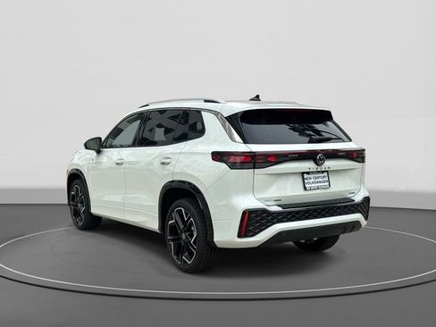 New 2026 Volkswagen Tiguan SEL R-Line AWD/4WD image 3