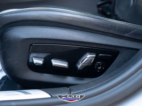 Used 2018 BMW 750i xDrive image 42