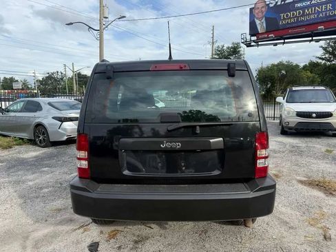 Used 2011 Jeep Liberty Sport RWD image 7