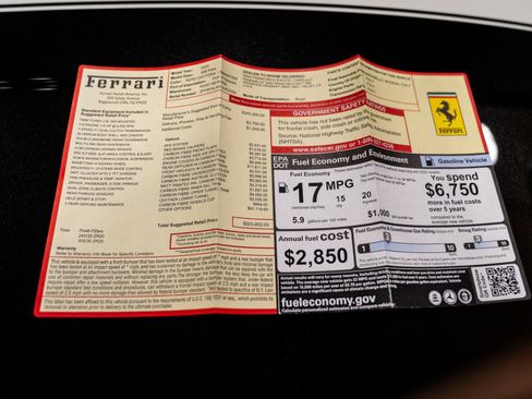 Used 2020 Ferrari 488 Pista Coupe RWD image 38