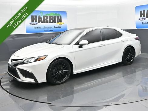 Used 2021 Toyota Camry XSE w/ Navigation Package FWD image 1