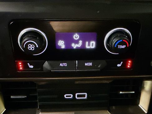 Used 2025 GMC Hummer EV 2X AWD/4WD image 25