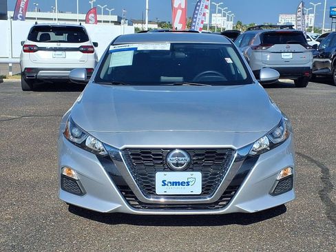 Used 2020 Nissan Altima 2.5 S FWD image 3