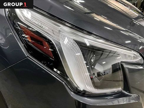 Used 2023 Subaru Forester Touring image 28