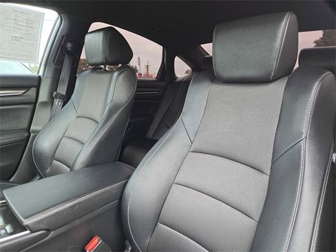 Used 2021 Honda Accord Sport image 12