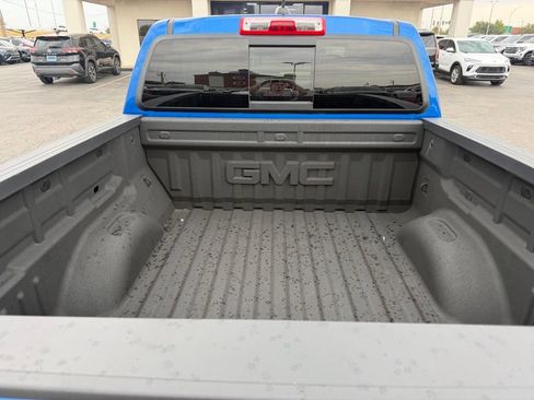 Used 2020 GMC Canyon SLE w/ SLE Convenience Package RWD image 17