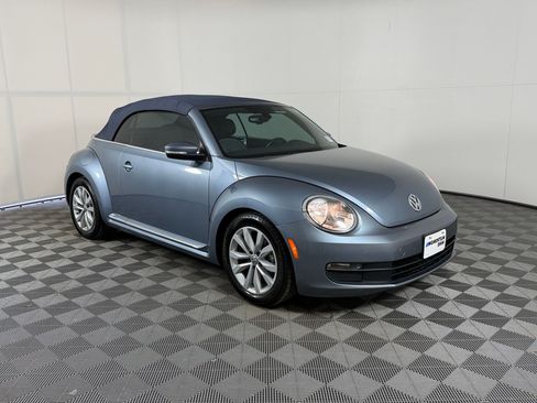 Used 2016 Volkswagen Beetle 1.8T Denim FWD image 7