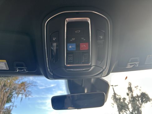 New 2025 Jeep Grand Cherokee Altitude image 51