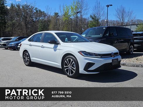 New 2025 Volkswagen Jetta Sport FWD image 1