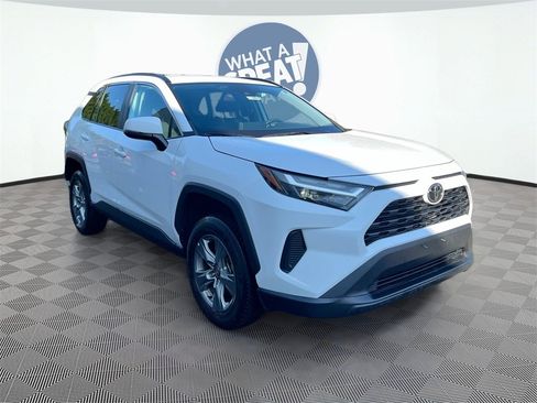 Used 2024 Toyota RAV4 XLE image 1
