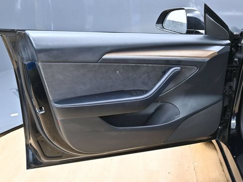 Used 2023 Tesla Model 3 Standard Range RWD image 42