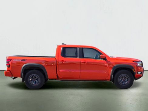 Used 2025 Nissan Frontier PRO-4X w/ Pro Convenience Package AWD/4WD image 7