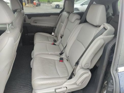 Used 2022 Honda Odyssey Touring image 16